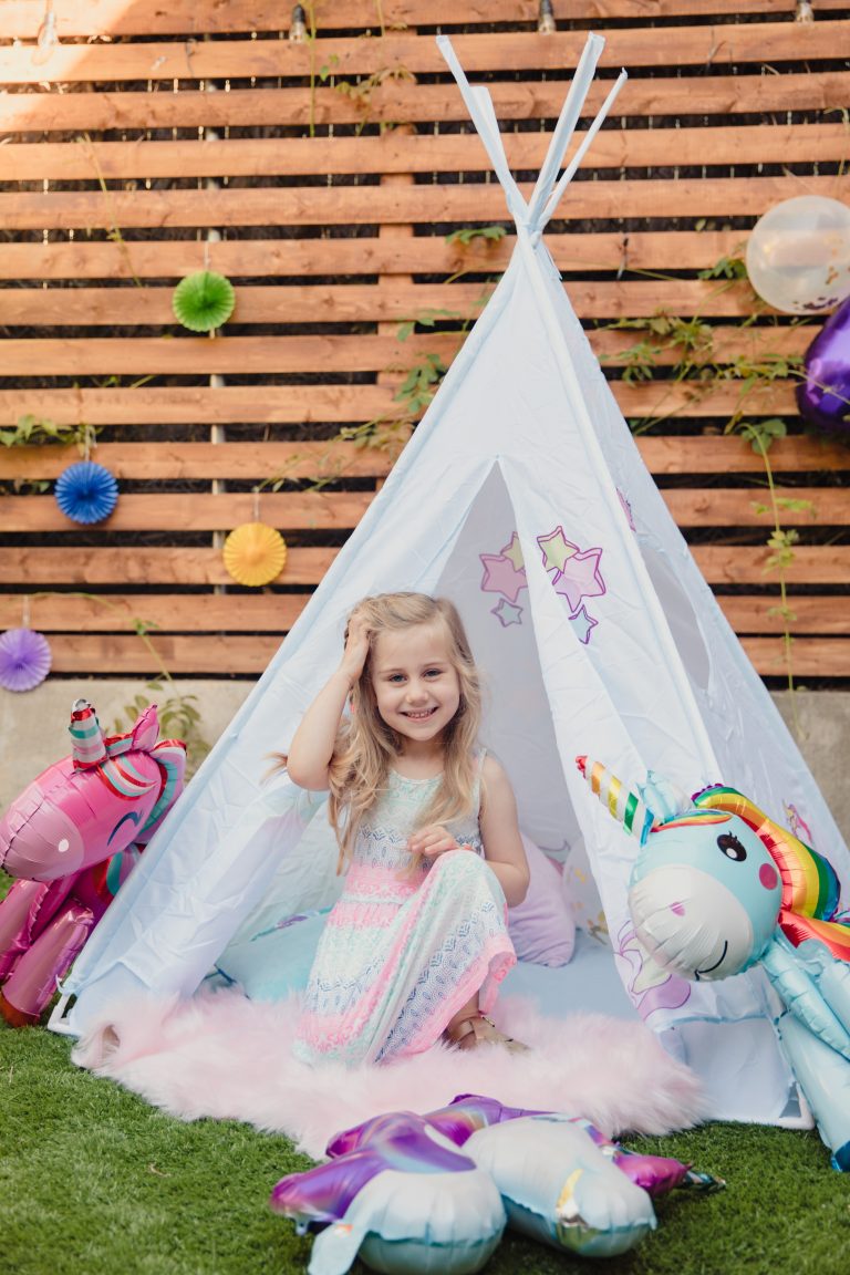 Unicorn themed Kid's Party